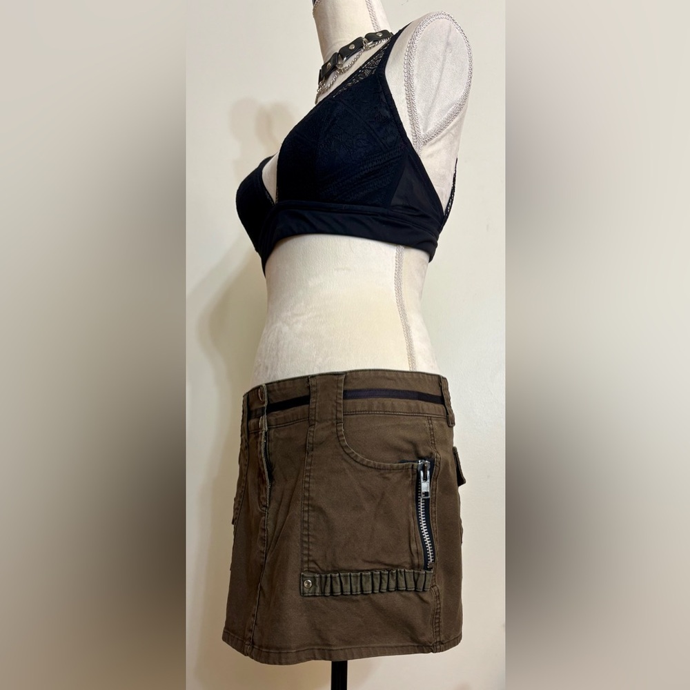 Vintage Y2K Lip Service Army Green Skirt with Zippers SZ L